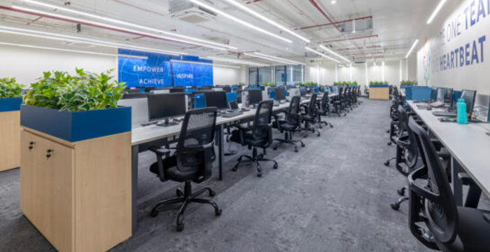 Sindhu Bhavan Marg, Ahmedabad - Image 2