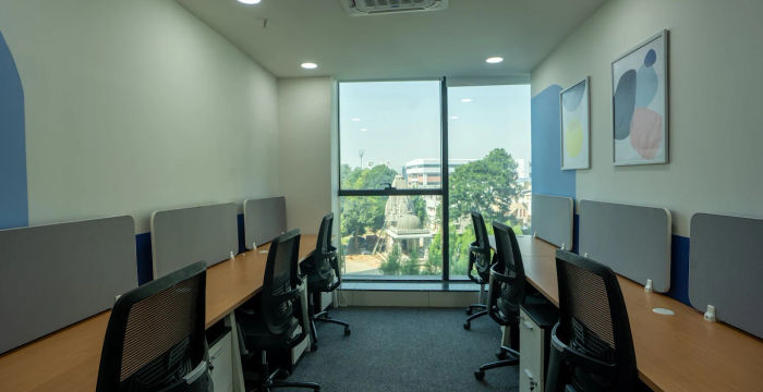 Sindhu Bhavan Marg, Ahmedabad - Image 3