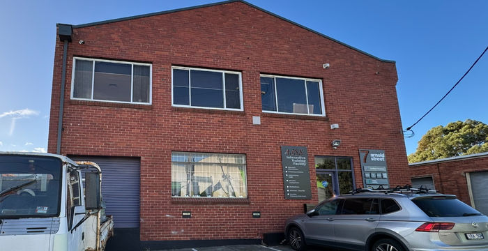 7 Arnold Street, Cheltenham - Image 4