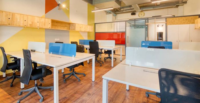 Dlf Galleria Mall Extension, Mayur Vihar Delhi - Image 3