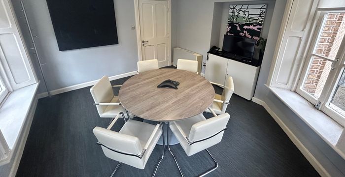 28 Fitzwilliam Pl, Dublin - Image 3