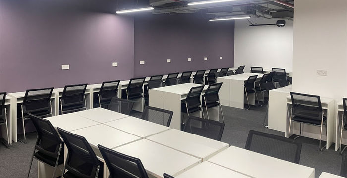 Corniche Street, Sharjah - Image 5