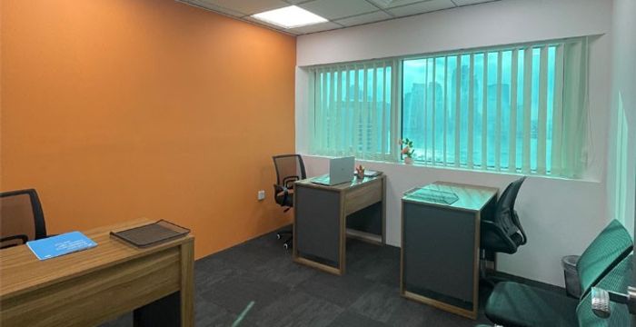 Corniche Street, Sharjah - Image 3