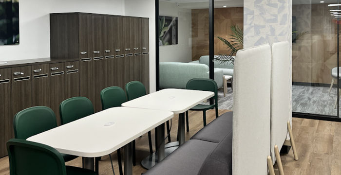 950 Franklin Ave, Garden City - Image 2