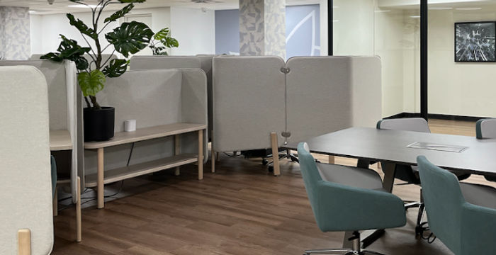 950 Franklin Ave, Garden City - Image 3