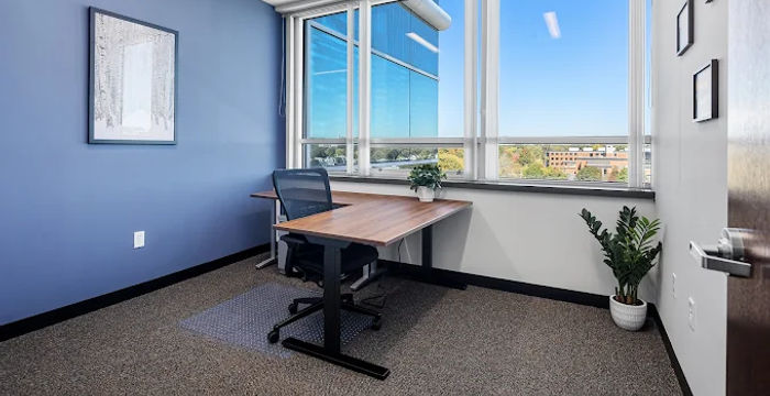 500 Cummings Center, Beverly - Image 4