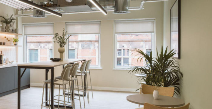 130 Shaftesbury Avenue, London - Image 4