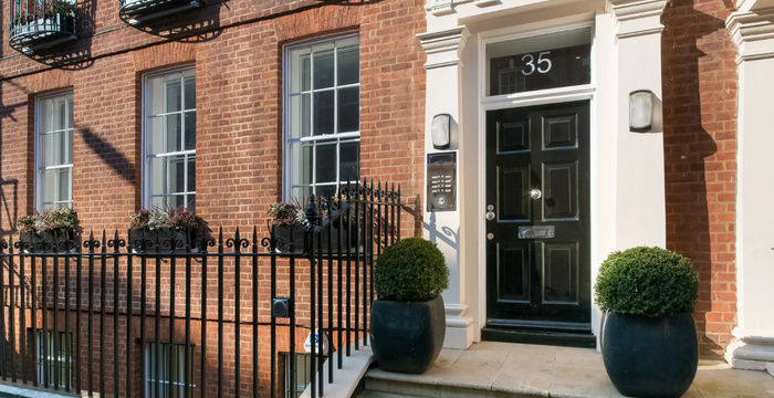 35 Grosvenor Street, London - Image 5