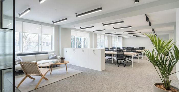 172 Tottenham Court Road, W1t 7ns - Image 2