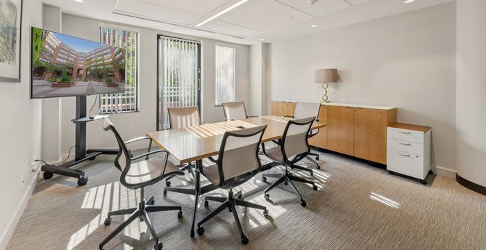 1025 Thomas Jefferson Street Northwest, Washington - Image 5