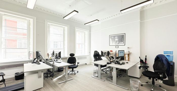 9 Bentinck Street 9 Bentinck Street, Greater London - Image 2