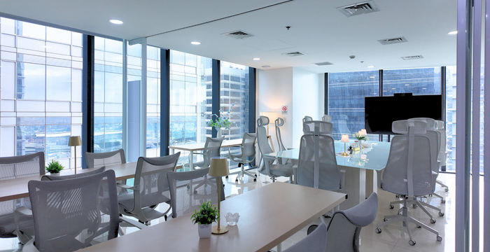 Corner 11th Avenue, Taguig - Image 5