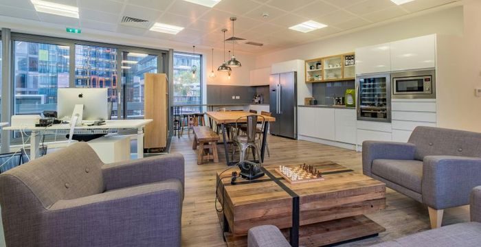 5 Saint Helen's Place, Greater London - Image 5