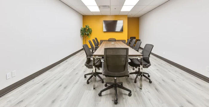 690 Dorval Dr, Oakville - Image 2