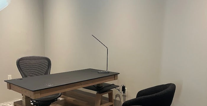 216 E Cherokee Avenue, Cartersville - Image 5