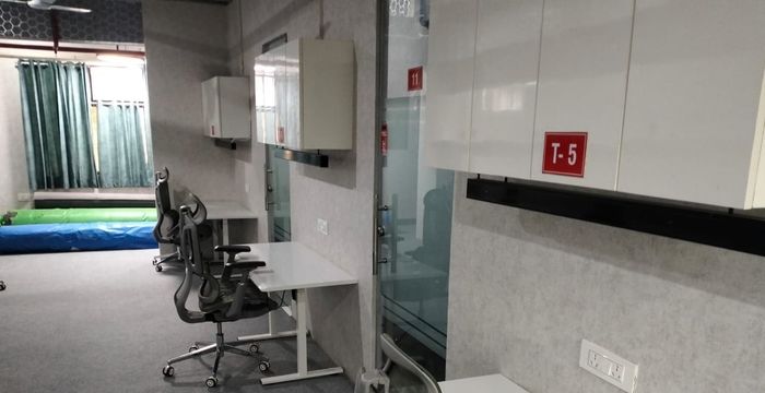 Main Kanjhawala Road, North West Delhi - Image 2