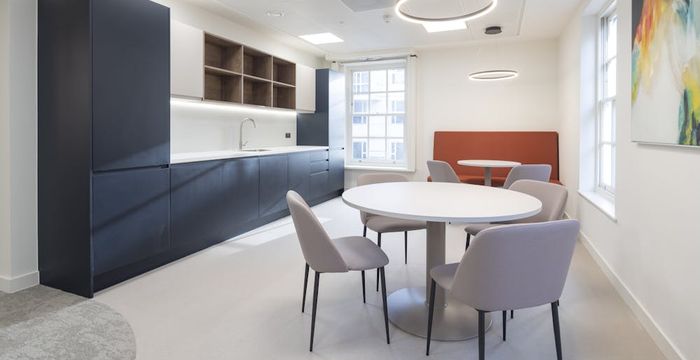 42 Trinity Square, Greater London - Image 4