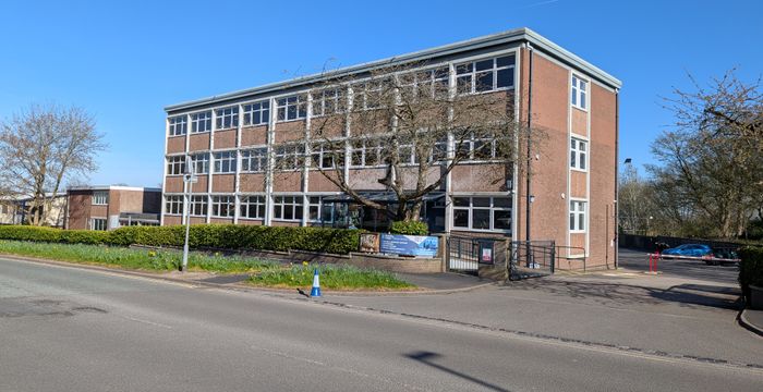 120 Grove Rd, Stoke-on-trent - Image 4