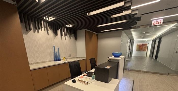 20 North Clark Street, Chicago - Image 2