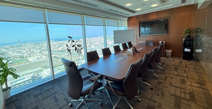 Single Business Tower - Business Bay, Dubai - Image 3