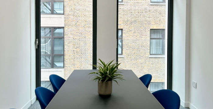 19 Haunch Of Venison Yard, London - Image 2