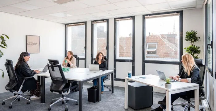 12-14 Rue Vieux Faubourg 12-14 Rue Vieux Faubourg, Lille - Image 2