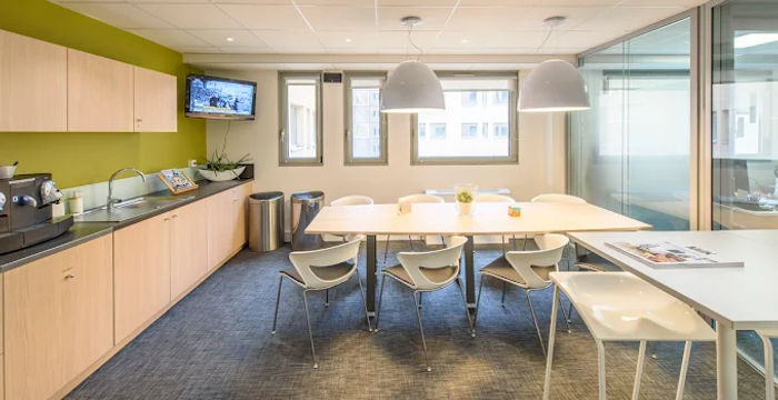 27 Rue Maurice Flandin 27 Rue Maurice Flandin, Lyon - Image 3