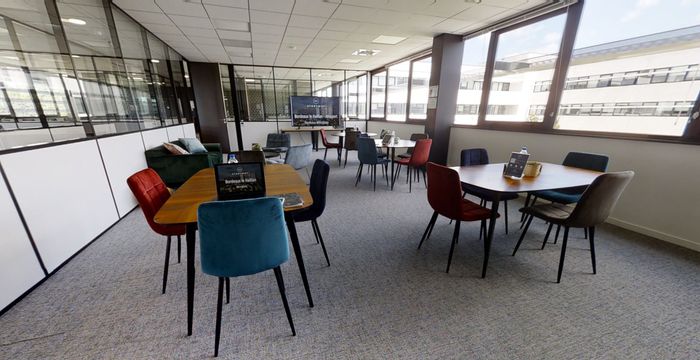 10-12 Rue Des Satellites, Le Haillan - Image 2