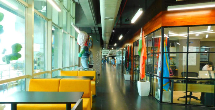 Huda City Centre Metro Station, Gurugram - Image 5