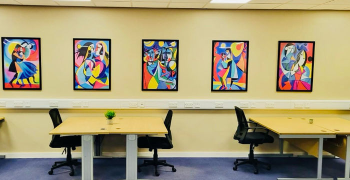 Trinity Square, Colchester - Image 2