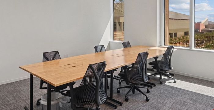 4 Waterway Square Place, The Woodlands - Image 2