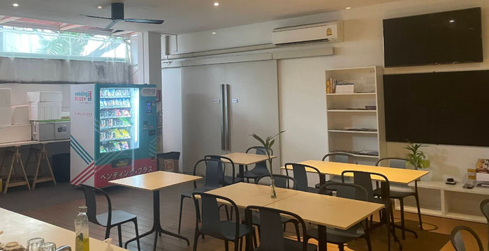 18 Ratchadaphisek Rd Khlong Toei, Bangkok - Image 5