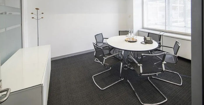 33 Cavendish Square, London - Image 4