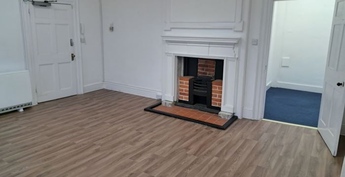 Parkway, Chelmsford Essex - Image 3