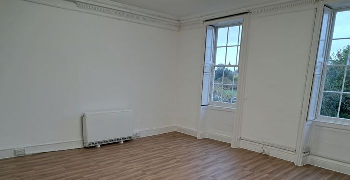 Parkway, Chelmsford Essex - Image 5