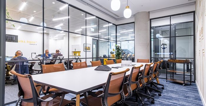 566 Chiswick High Road, Chiswick - Image 2