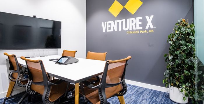 566 Chiswick High Road, Chiswick - Image 5