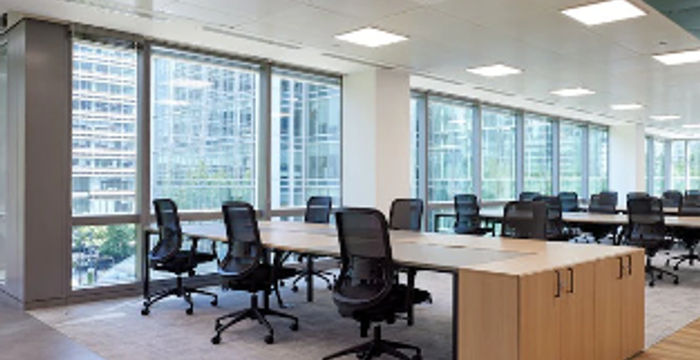 50 Bank St, London - Image 4