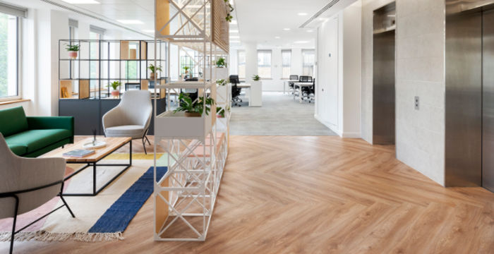 39 Charing Cross Road, London - Image 3