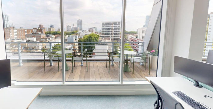 27 Goswell Rd Barbican, London - Image 3