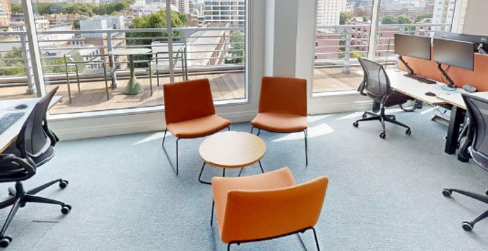 27 Goswell Rd Barbican, London - Image 2