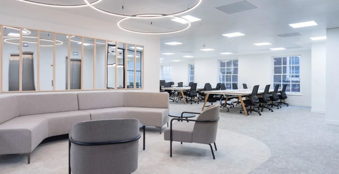 42 Trinity Square, London - Image 4