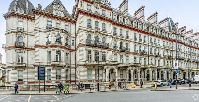 28-30 Grosvenor Gardens, Greater London - Image 5
