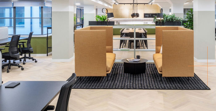 4 Maguire St, London - Image 2