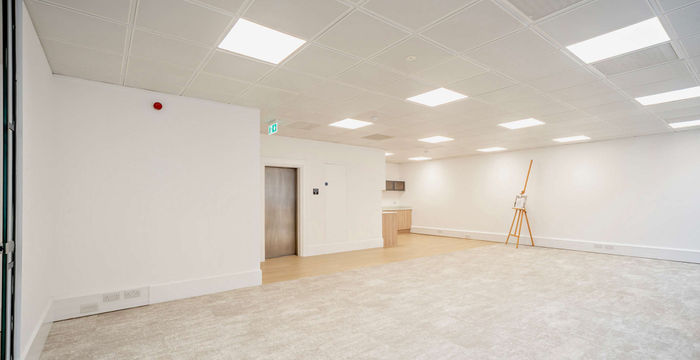 13 Saint Swithin's Lane, Greater London - Image 2