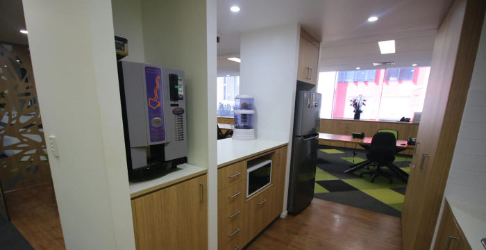 66 Appel Street, Surfers Paradise - Image 4