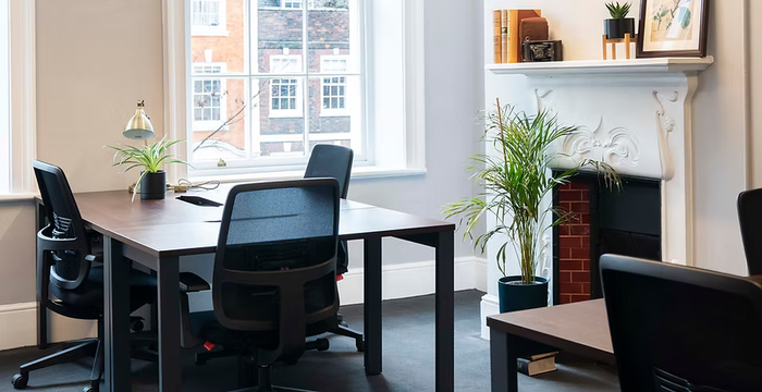 29 Queen Sq, Bristol - Image 2