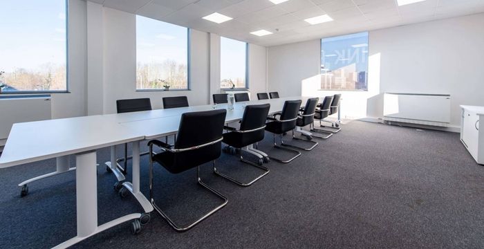 981 Great West Road, Brentford - Image 4