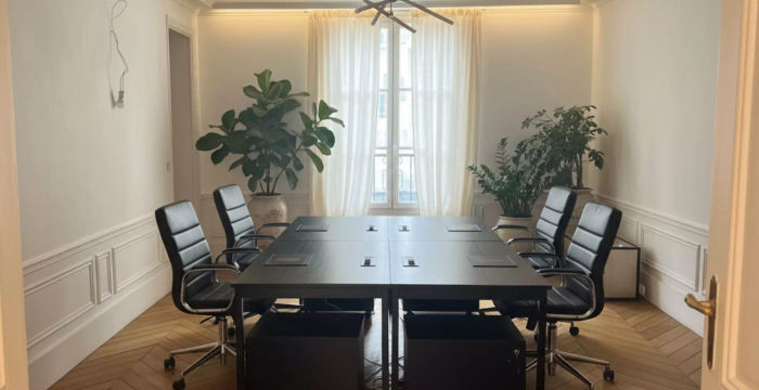 11bis Rue De Surène, Paris - Image 4