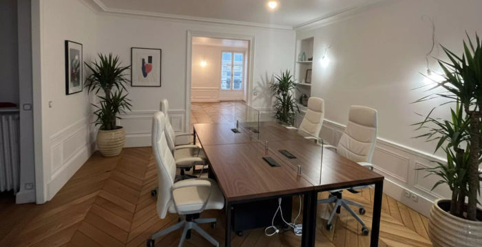 11bis Rue De Surène, Paris - Image 2
